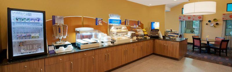 Holiday Inn Express Fredericksburg - Southpoint By Ihg Εξωτερικό φωτογραφία