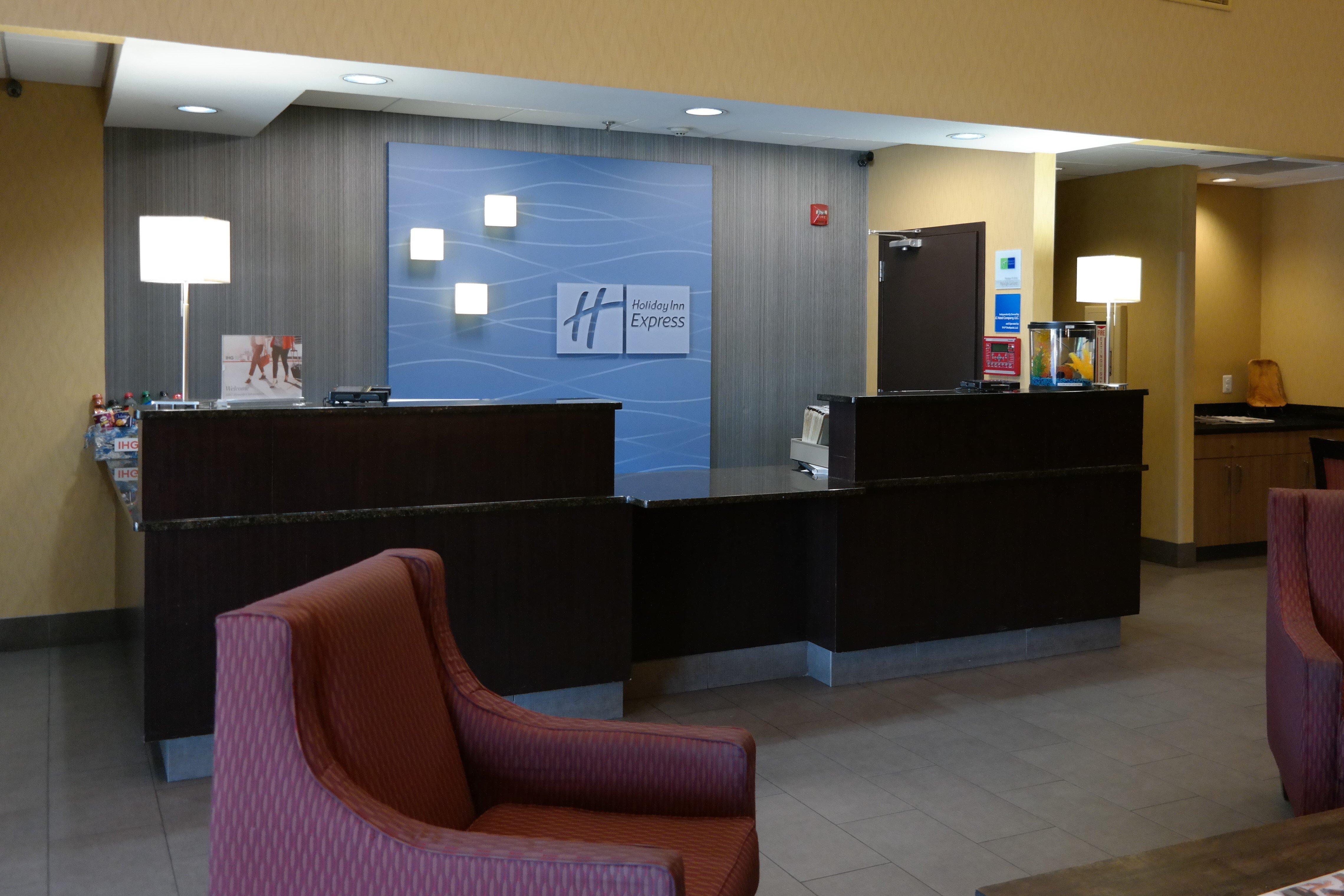 Holiday Inn Express Fredericksburg - Southpoint By Ihg Εξωτερικό φωτογραφία