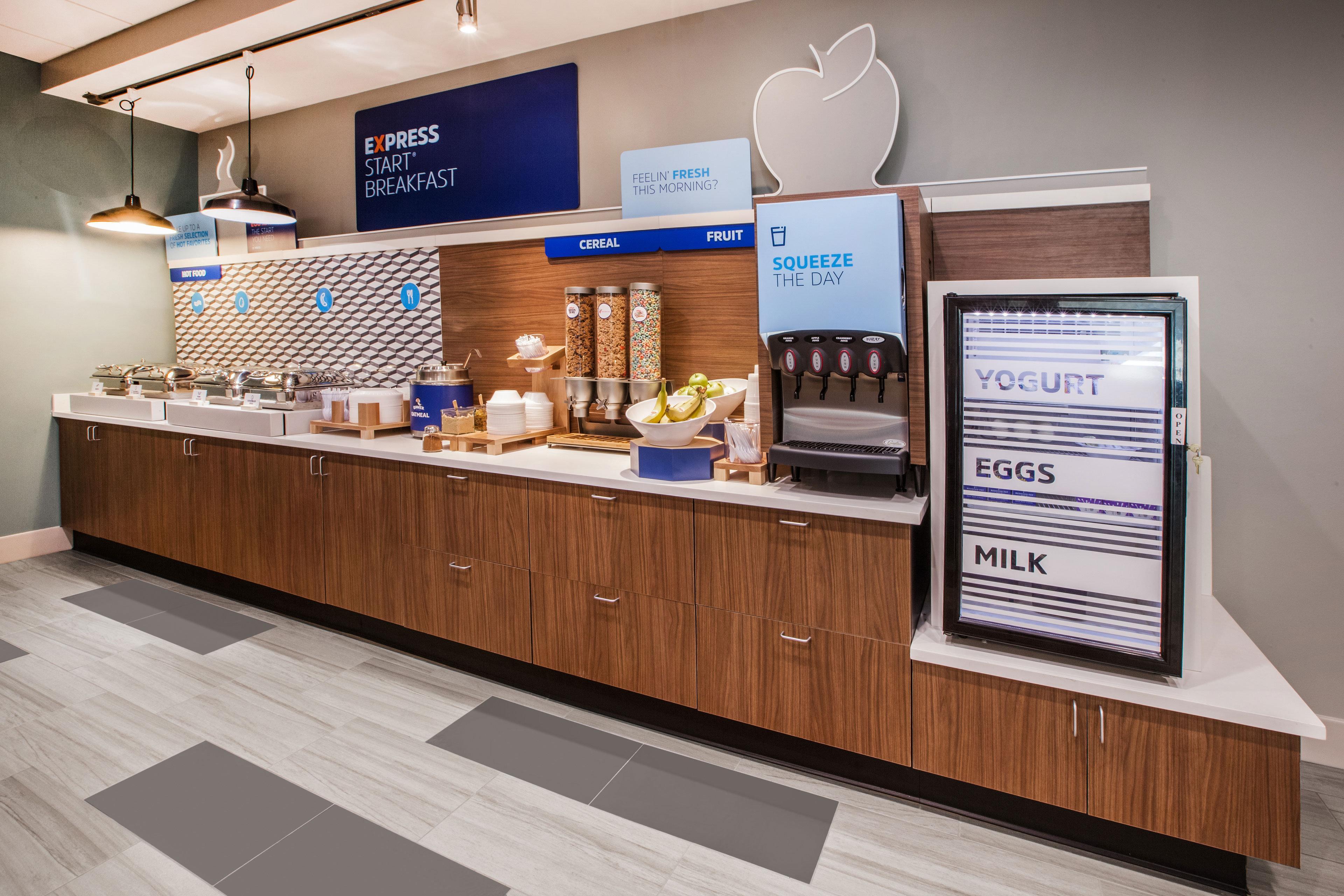 Holiday Inn Express Fredericksburg - Southpoint By Ihg Εξωτερικό φωτογραφία