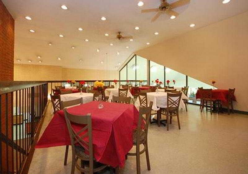 Holiday Inn Express Fredericksburg - Southpoint By Ihg Εξωτερικό φωτογραφία
