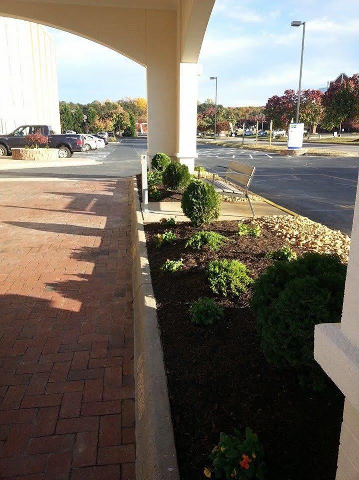 Holiday Inn Express Fredericksburg - Southpoint By Ihg Εξωτερικό φωτογραφία