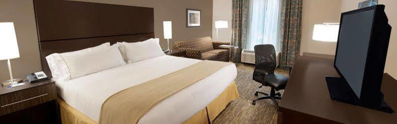 Holiday Inn Express Fredericksburg - Southpoint By Ihg Εξωτερικό φωτογραφία